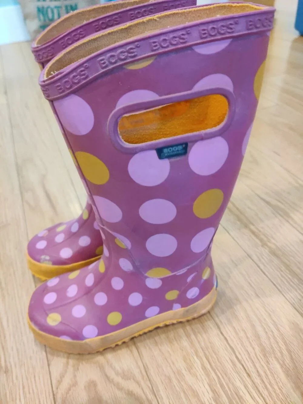 Bogs pink polka dot rain boots size 11T